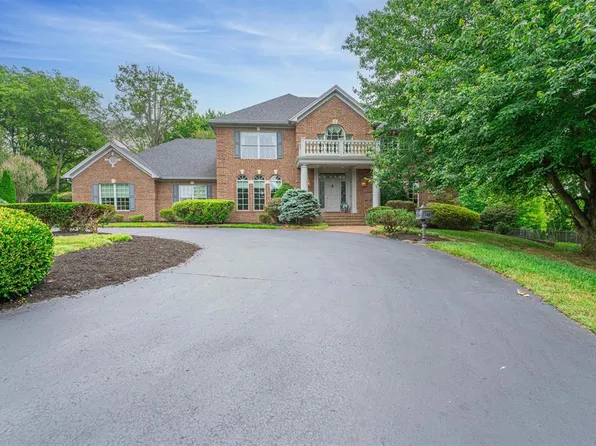 3811 Sandwedge Ct, Owensboro, KY 42303