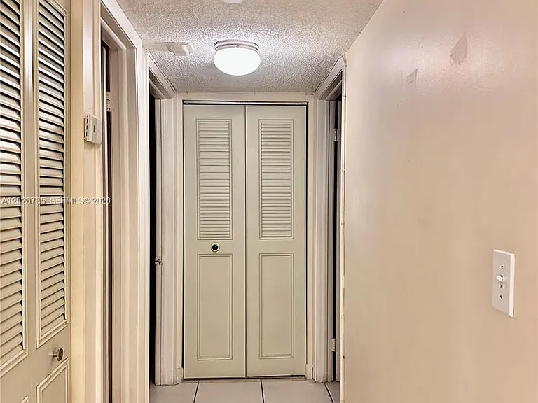 8760 SW 133rd Avenue Rd #301 — Photo 3