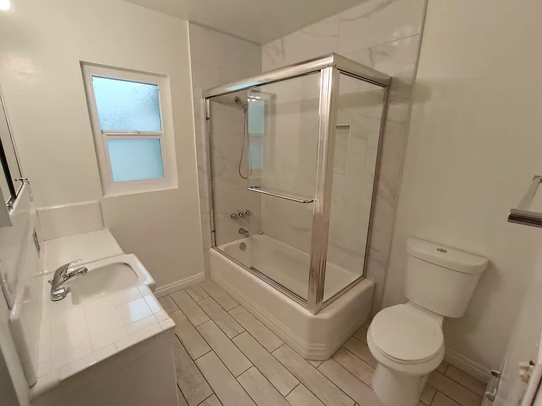 739 Southview Rd #C — Photo 1