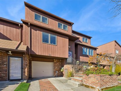 56 Stonegate Drive, Staten Island, NY, 10304