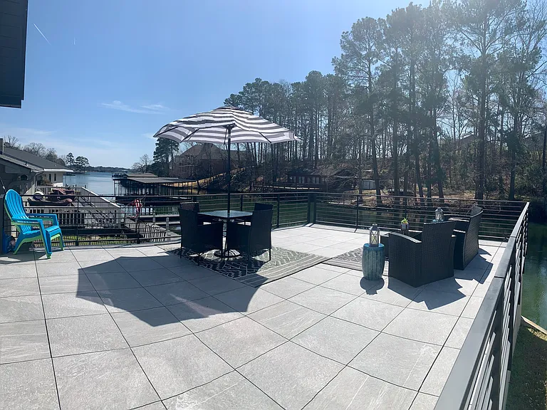 Large covered patio overlooking Lake Hamilton