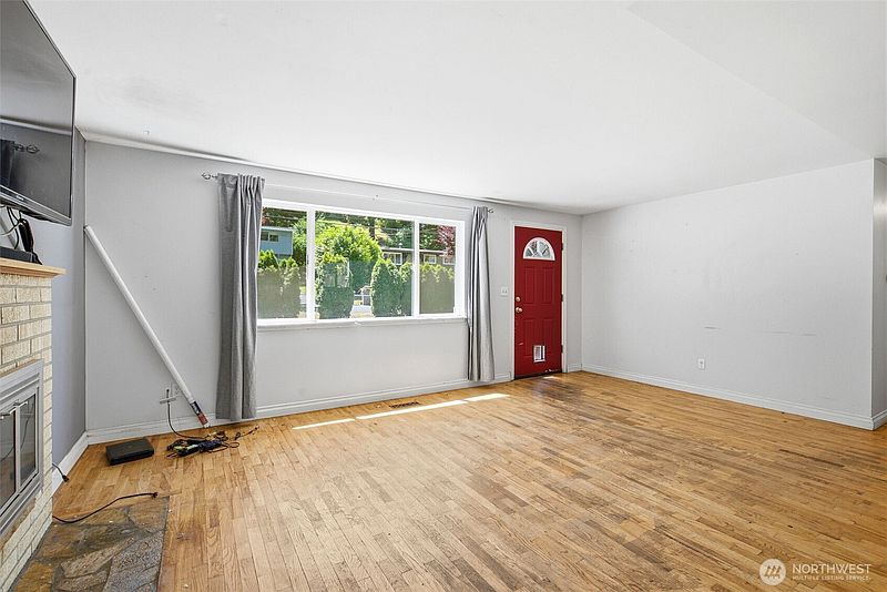 5th image of 4258 S 158Th Street