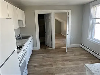 159 E Central St — Photo 5