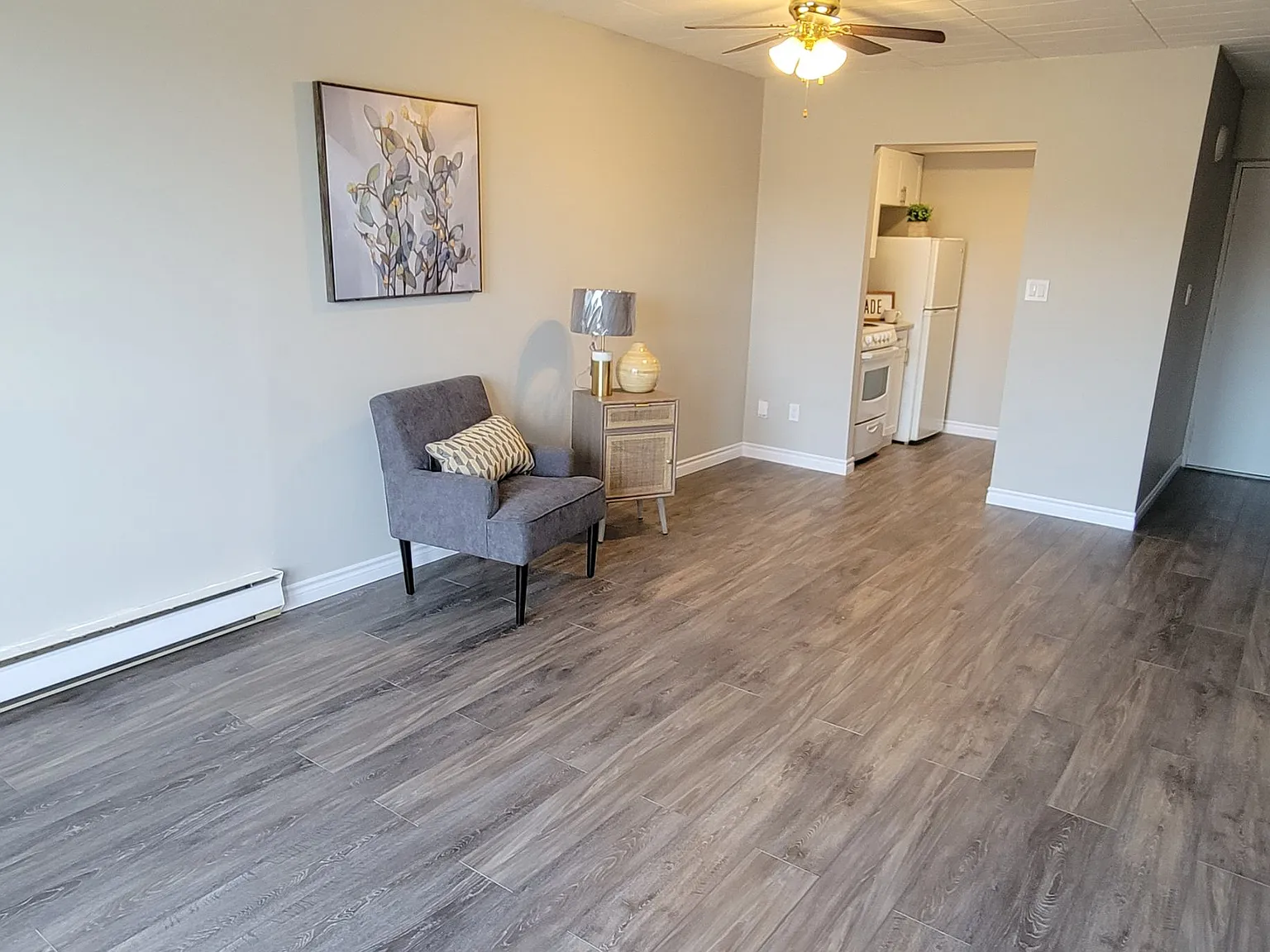 Trout Lake Place - Choose your rent level - Call for Details - All utilities — Photo 3