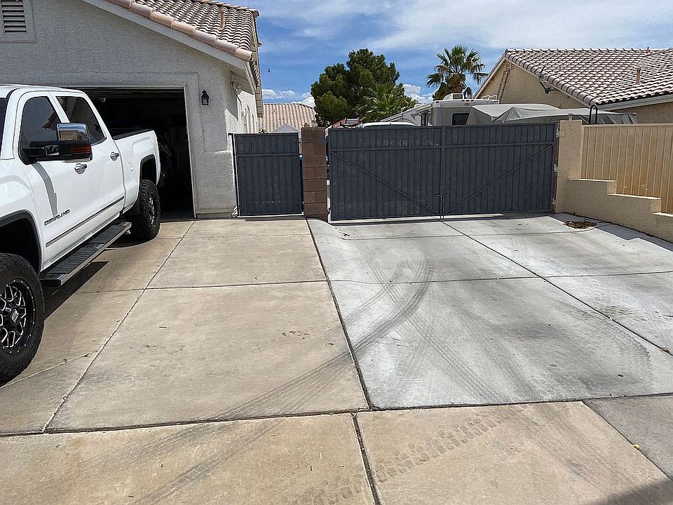 20'x90' new concrete RV