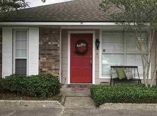 546 S Flannery Rd APT A, Baton Rouge, LA 70815