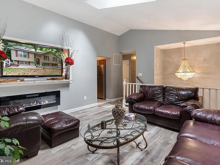 12258 Catalina Dr — Photo 8