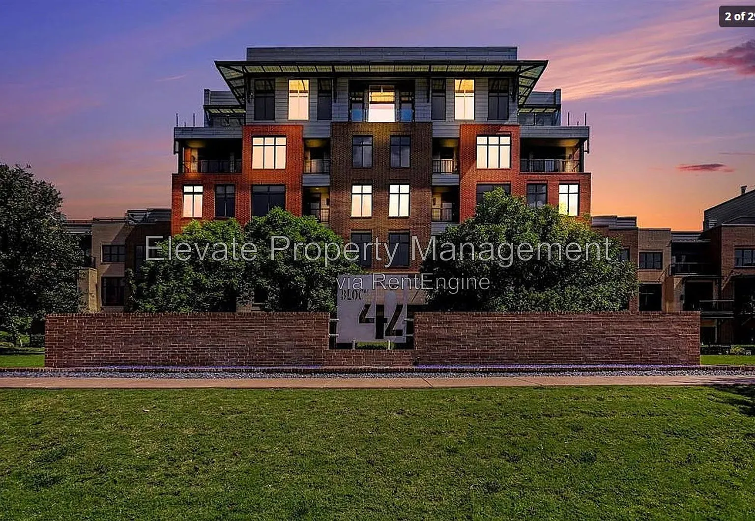 2 bed, 2.5 bath, 2696 sqft, $4,900 — Photo 2