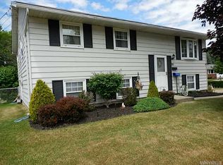 85 Bernice Dr, West Seneca, NY 14224