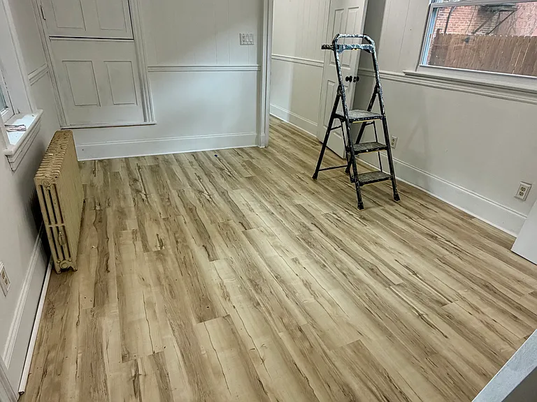 549 S Front St #A — Photo 16
