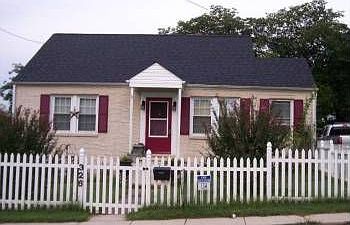 2nd image of 326 S 12th Ave