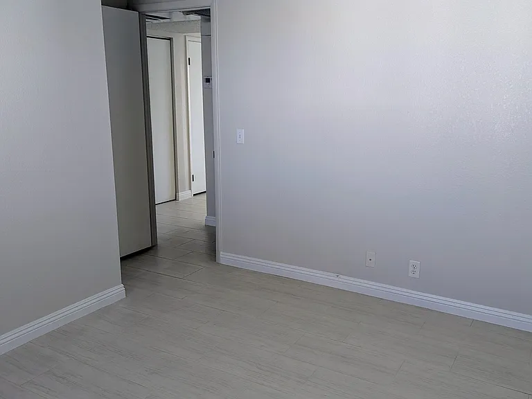 435 Mesa Blvd #202 — Photo 14