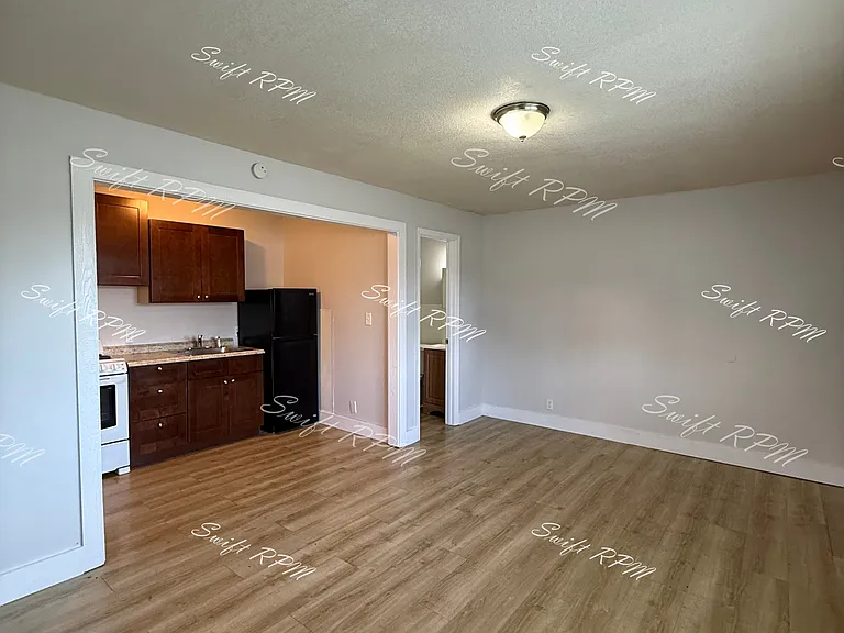 620 N 5th St #A — Photo 3