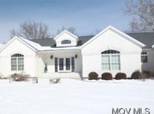 1313 18th St, Vienna, WV 26105