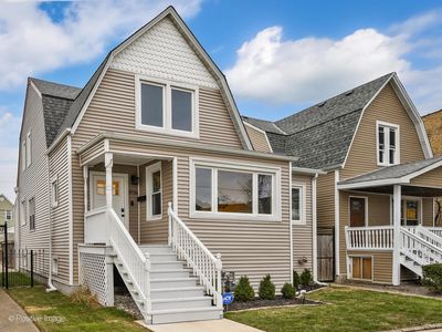 4726 W Patterson Ave, Chicago, IL, 60641