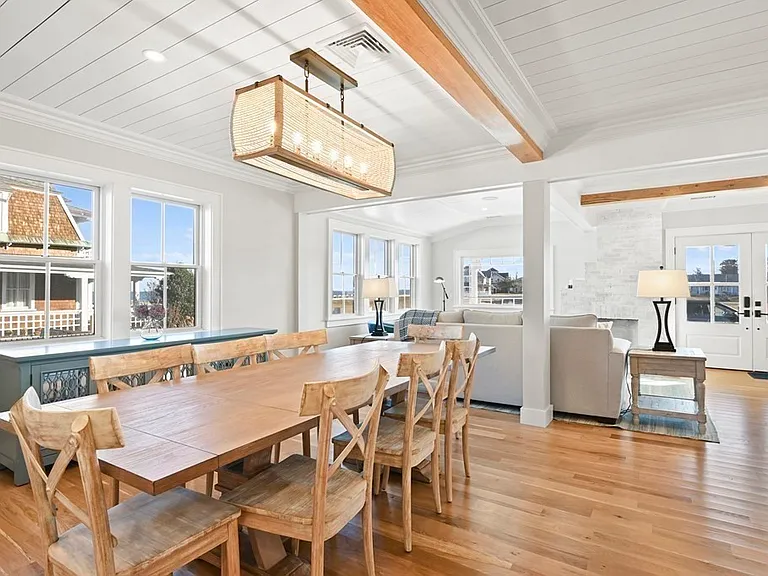 9 Tuckernuck Ave — Photo 15