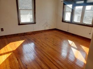 23 Pitman St #1, Somerville, MA 02143
