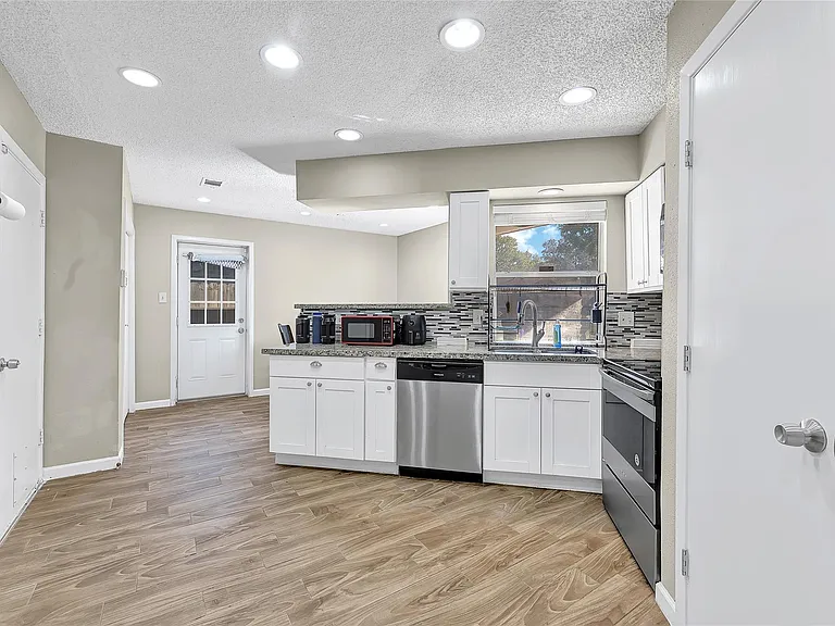19327 Cypress Harbor Dr — Photo 8