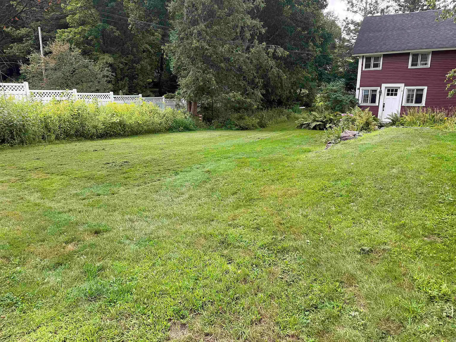 2 bed, 1.0 bath, 1400 sqft, $2,150 — Photo 4