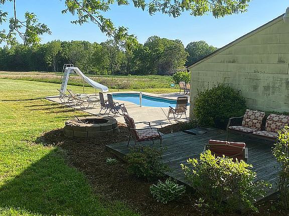 Floating deck and pool