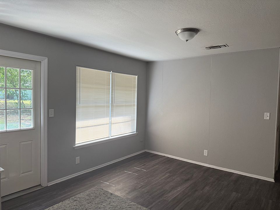 7822 Mountain Frst, San Antonio, TX 78239 | Zillow