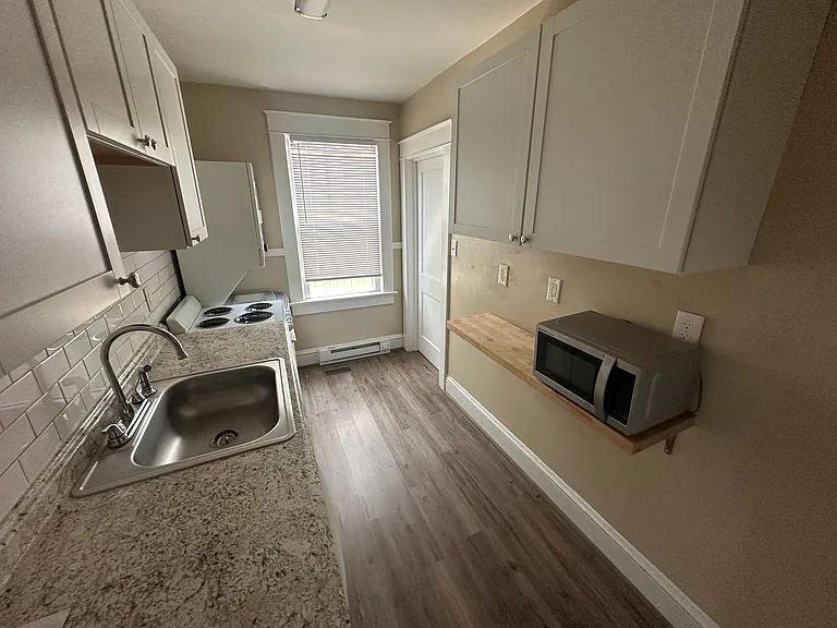 311 Lucile Ave #1 — Photo 5