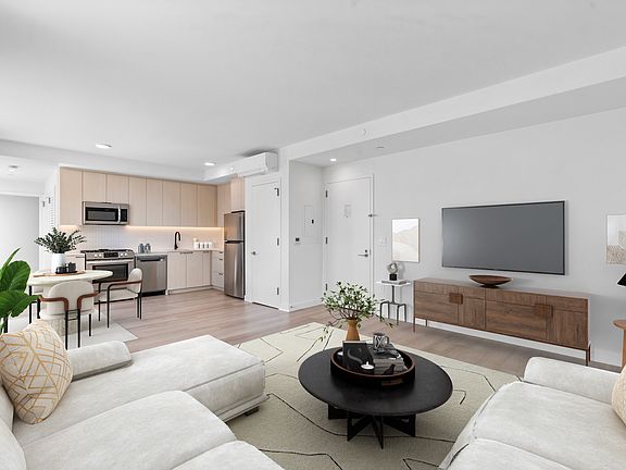 3rd image of 15310 88th Ave #2