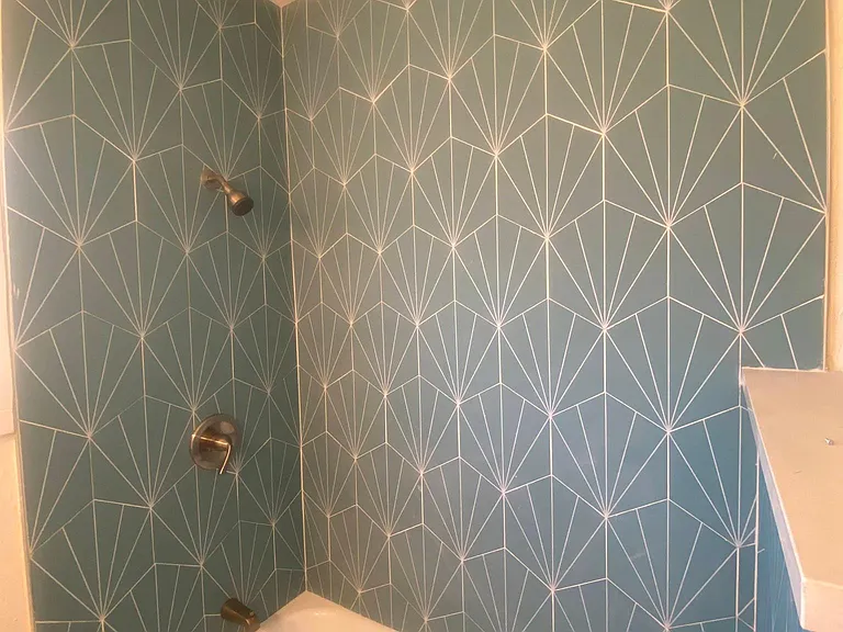 215 N Holly Ave — Photo 9