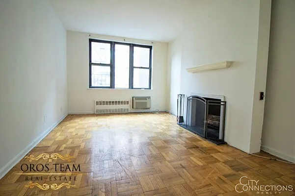 Rented by City Connections Realty | media 2