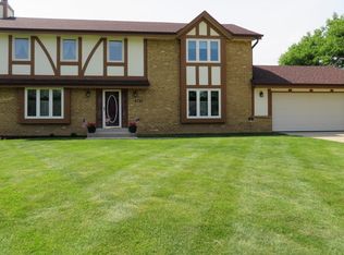 4785 Nottingham Ct, Brookfield, WI 53045