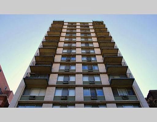 1st image of 441 W Oakdale Ave APT 9A