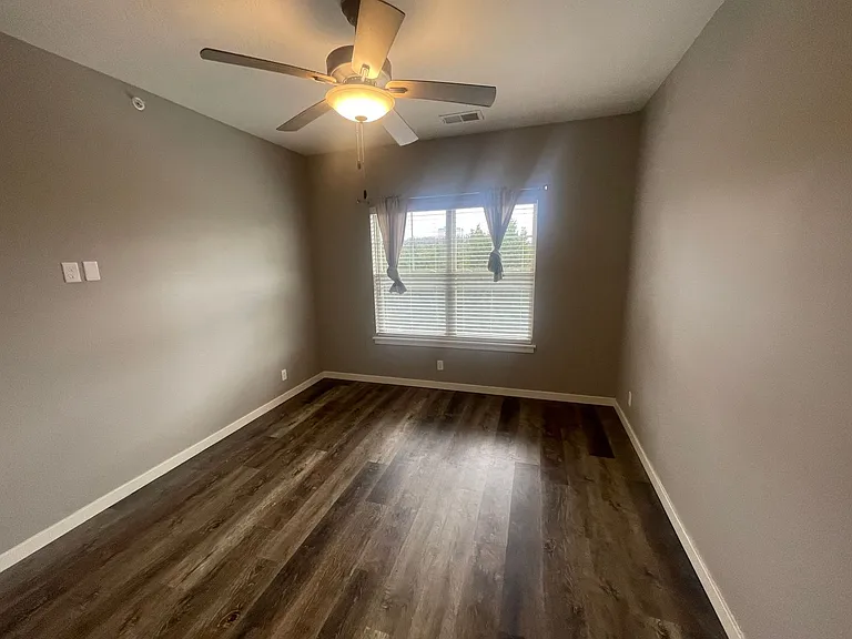 325 Majestic Dr #235 — Photo 12