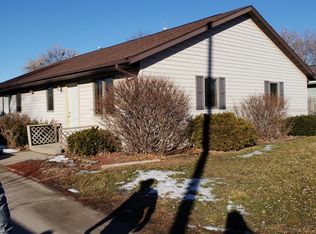 1210 Saint Paul Rd, Grand Island, NE 68801
