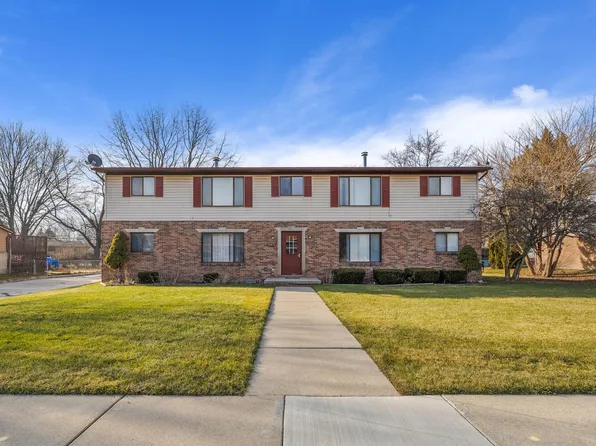 39471 Jefferson Ave APT 3, Harrison Township, MI 48045