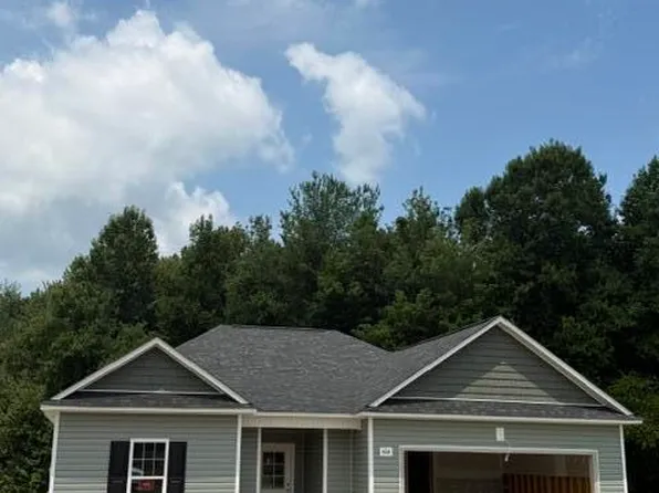 404 Lyon Estates Dr, La Grange, NC 28551