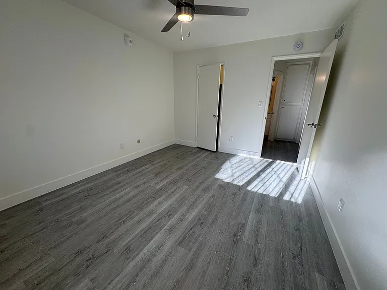 4445 Fanuel St #7 — Photo 10
