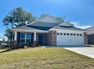14018 Oak Arbor Dr, Gulfport, MS 39503