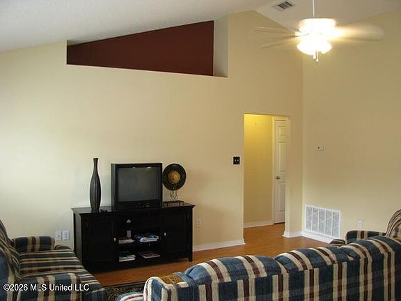 2nd image of 12059 Carnegie Ave