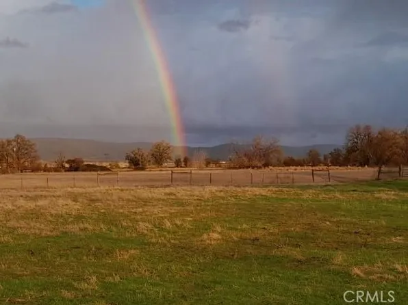 11158 Day Ave, Los Molinos, CA 96055