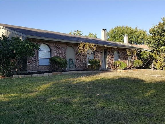 3rd image of 2209 Nolan Dr