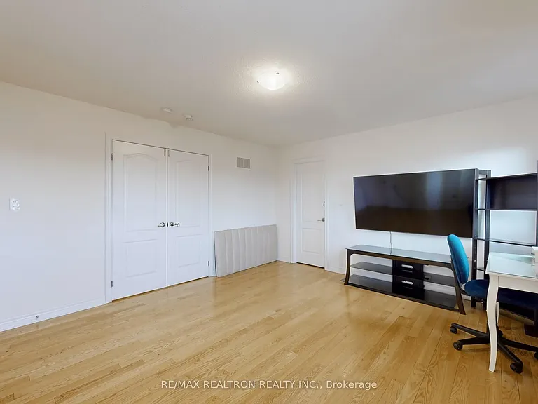 22 Pietrowski Dr #UPPER — Photo 27