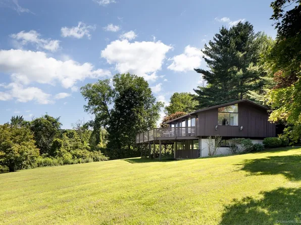 1 State Line Road, Salisbury, CT 06039