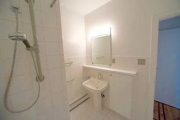 Rented by Level Group | media 23
