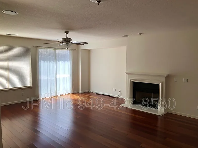 470 Shire Ct — Photo 7