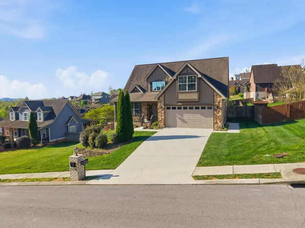8095 Burgundy Cir, Chattanooga, TN 37421