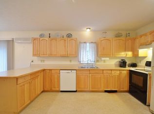 254 Cathy St, Fitchburg, MA 01420