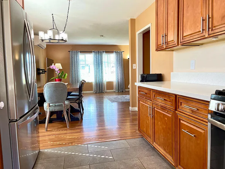 935 Paraiso Ave — Photo 9