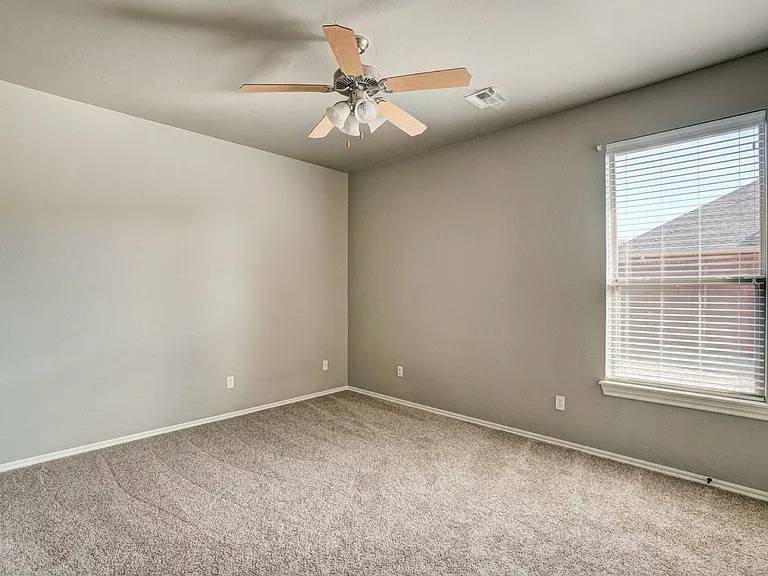 4601 NW 162nd Ct — Photo 26