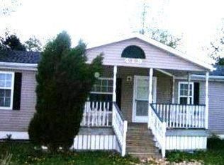 419 S Main St, Saint Louisville, OH 43071