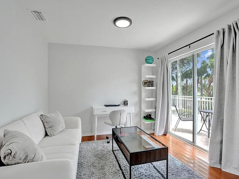 16405 Diamond Head Dr — Photo 29